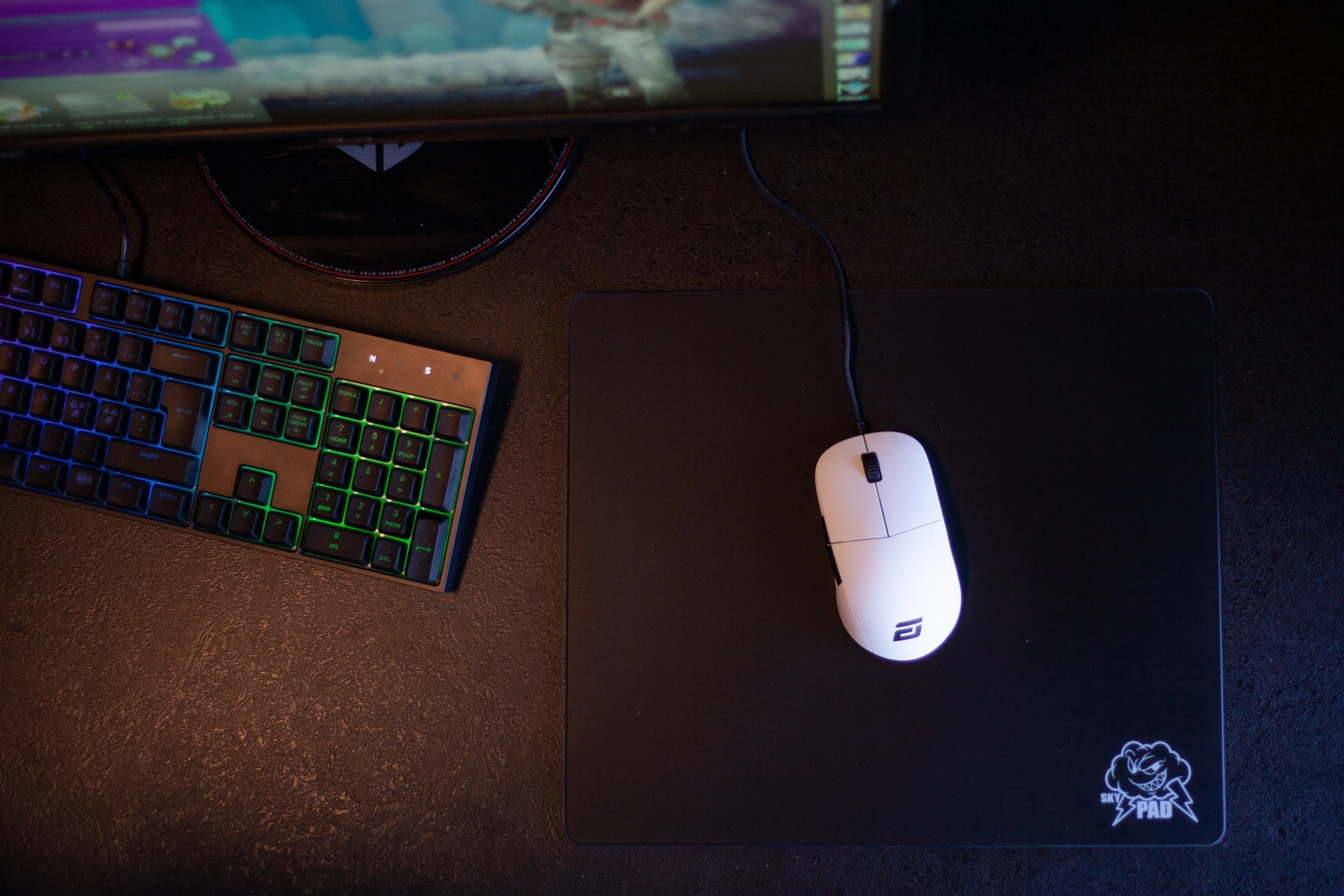 SkyPad Black Glass 2.0 Mousepad